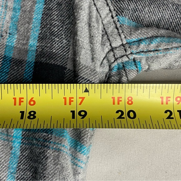 Noize Electric Blue & Grey Plaid Embroidered Soft Mens Button Down Shirt Size M - Picture 6 of 7